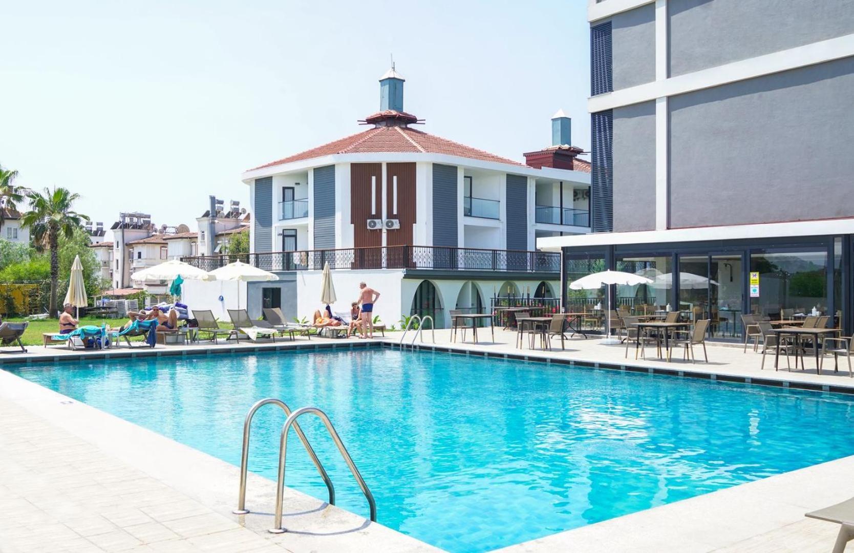 Side Square Hotel Exterior foto